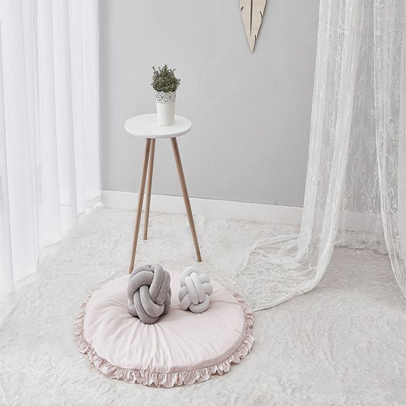 ruffled round playmat